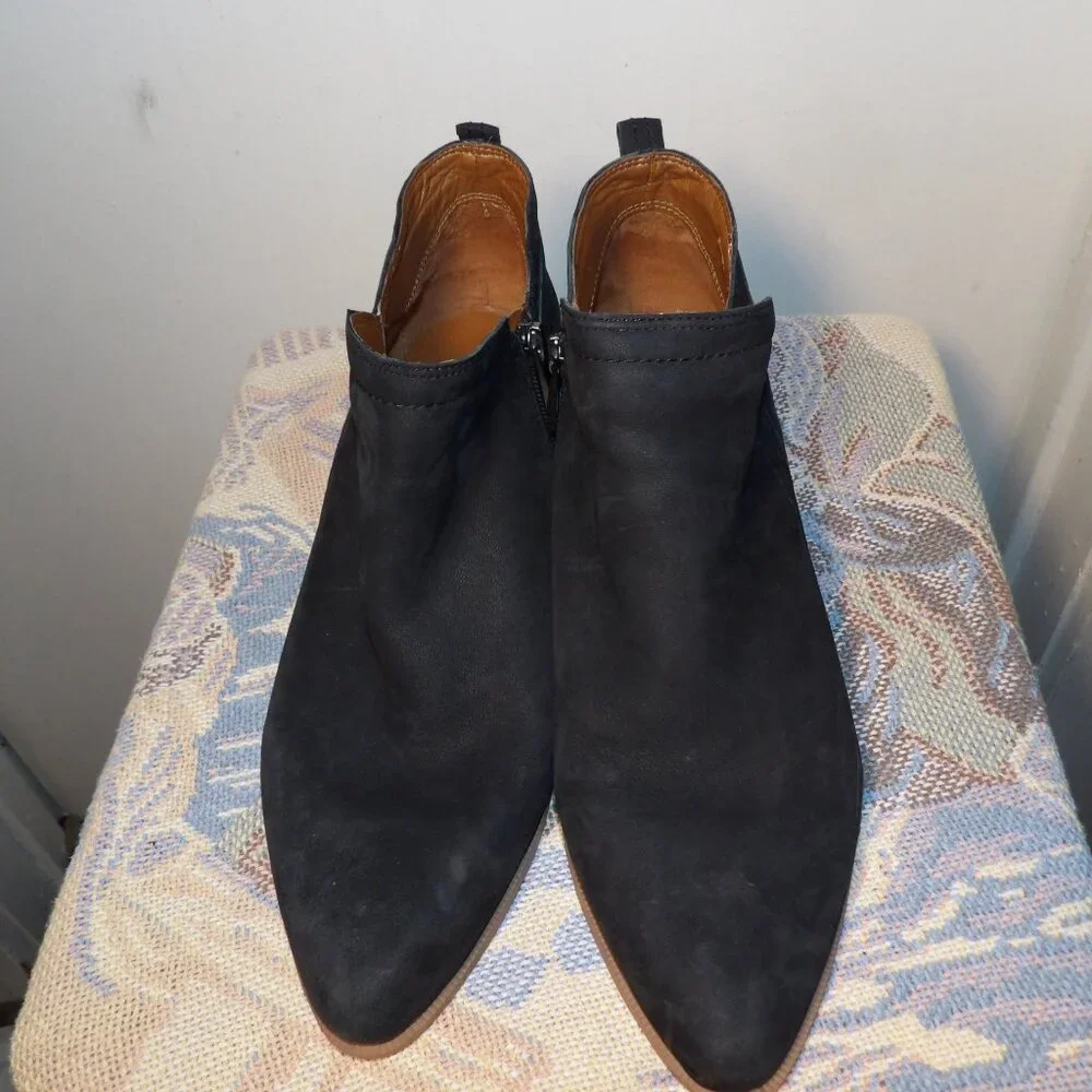 Franco Sarto Leather / Suede Ankle Bootie Sz 10M - Picture 2 of 7